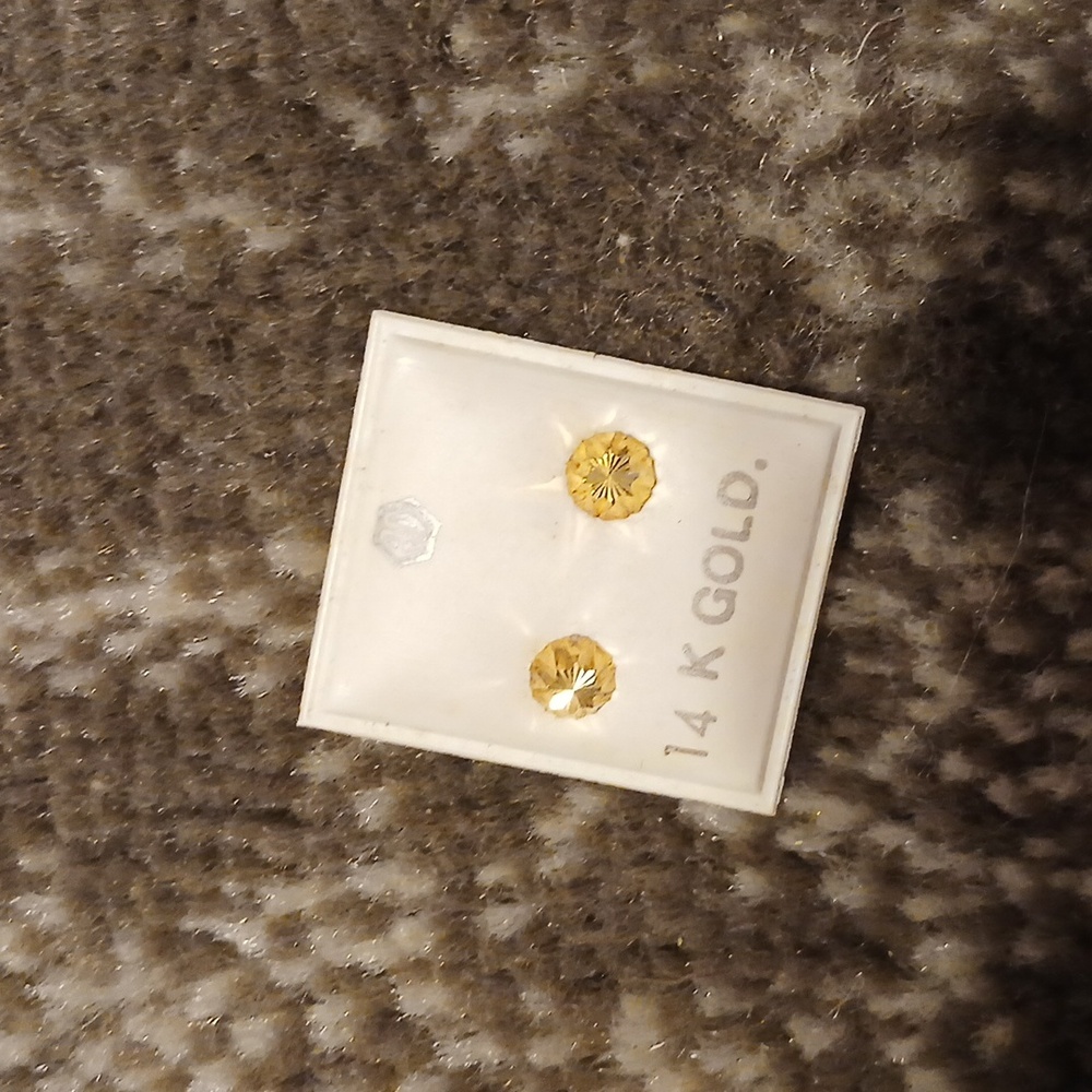 14K Gold Stud Earrings